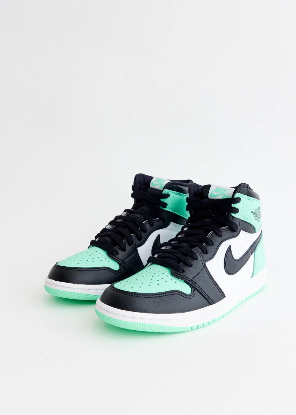 Air Jordan 1 Retro High OG 'Green Glow' Sneakers