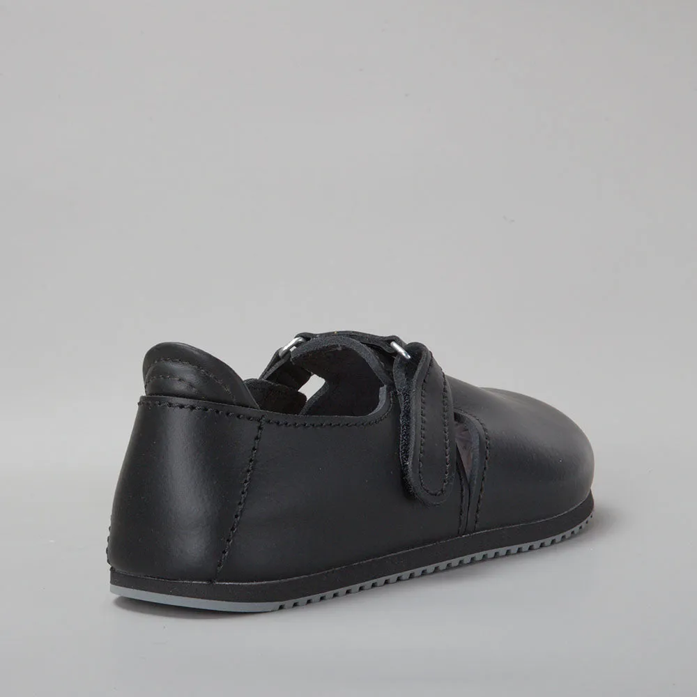 BIRKENSTOCK LINZ BLACK SMOOTH LEATHER CLOGS