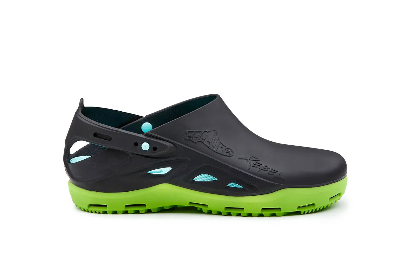 Calzuro Rebel With Autoclavable Insole