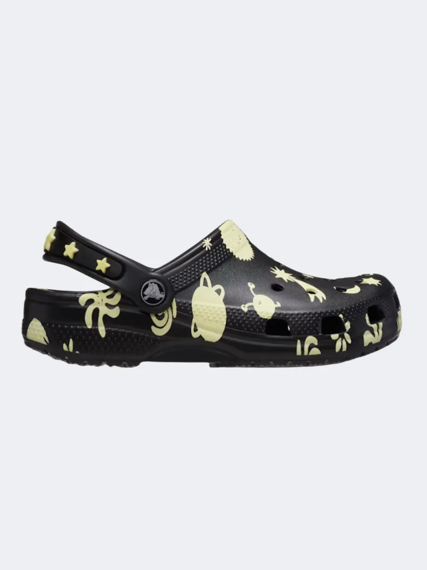 Crocs Classic Glow In The Dark Space Kids-Unisex Lifestyle Slippers Black