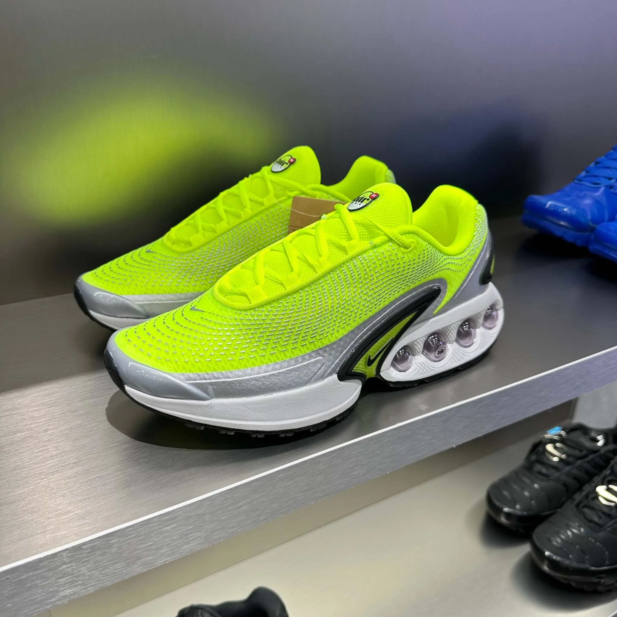 Nike Air Max DN Volt Black Volt Glow